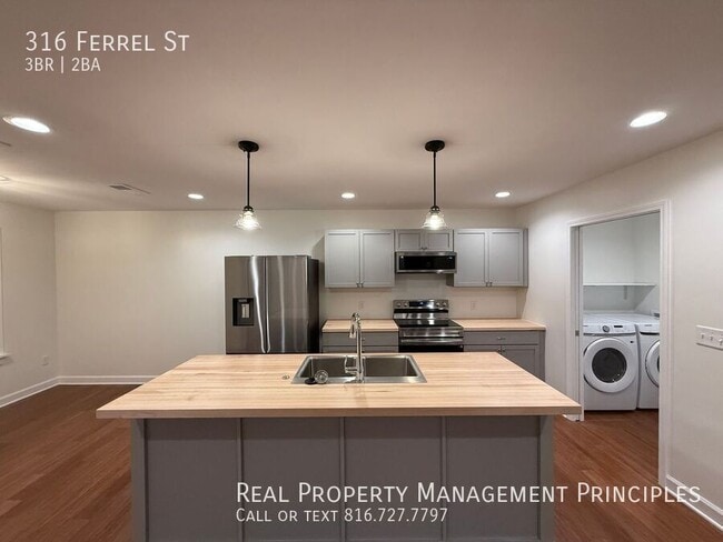 Building Photo - 316 Ferrel St