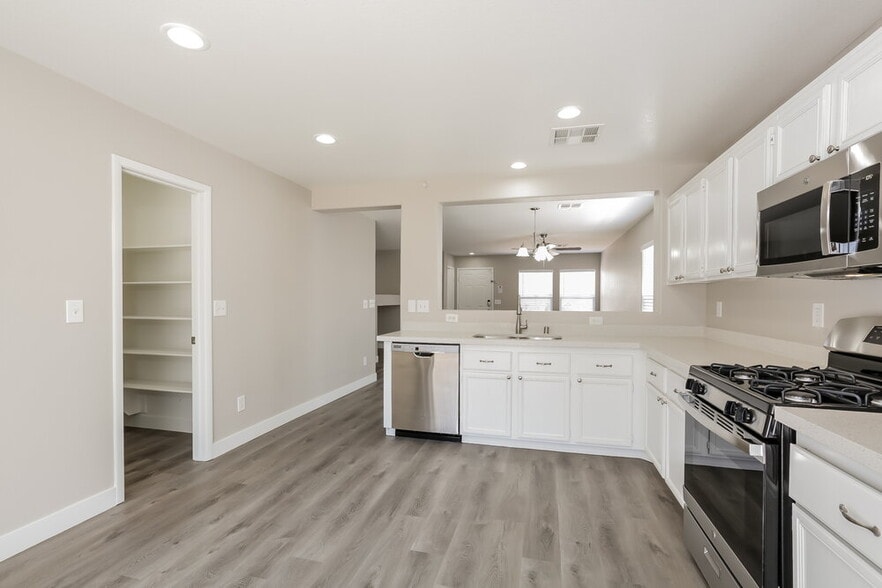 Building Photo - 615 Backbone Mountain Dr