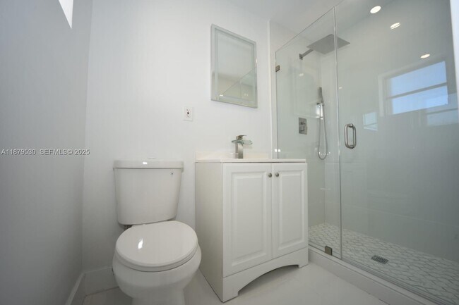 Building Photo - 18601 SW 97th Ct