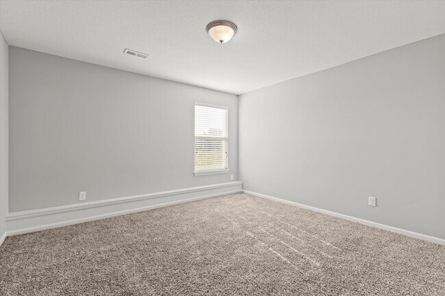 Building Photo - 609 Poplar Ct