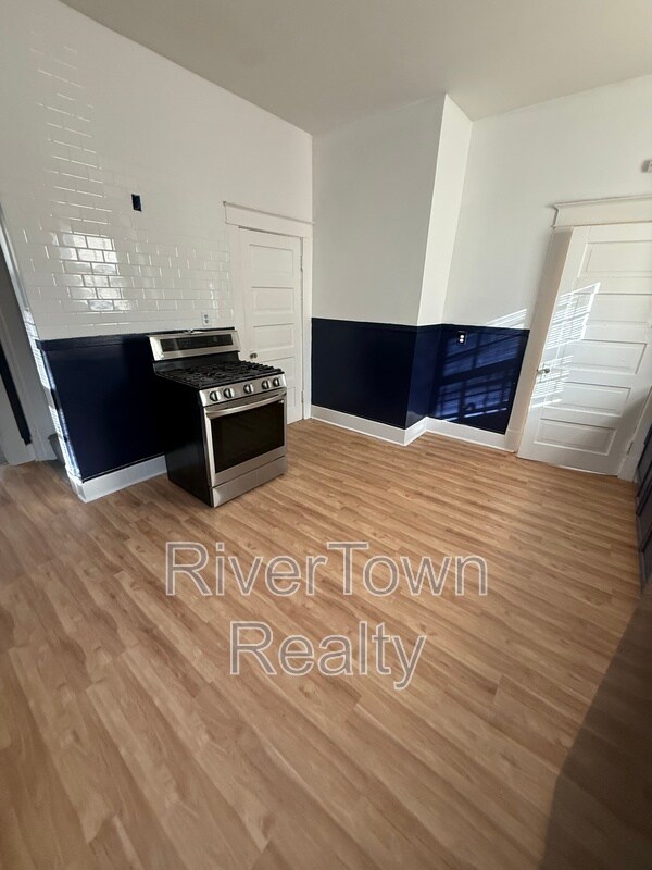 Building Photo - 1169 Tutwiler Ave