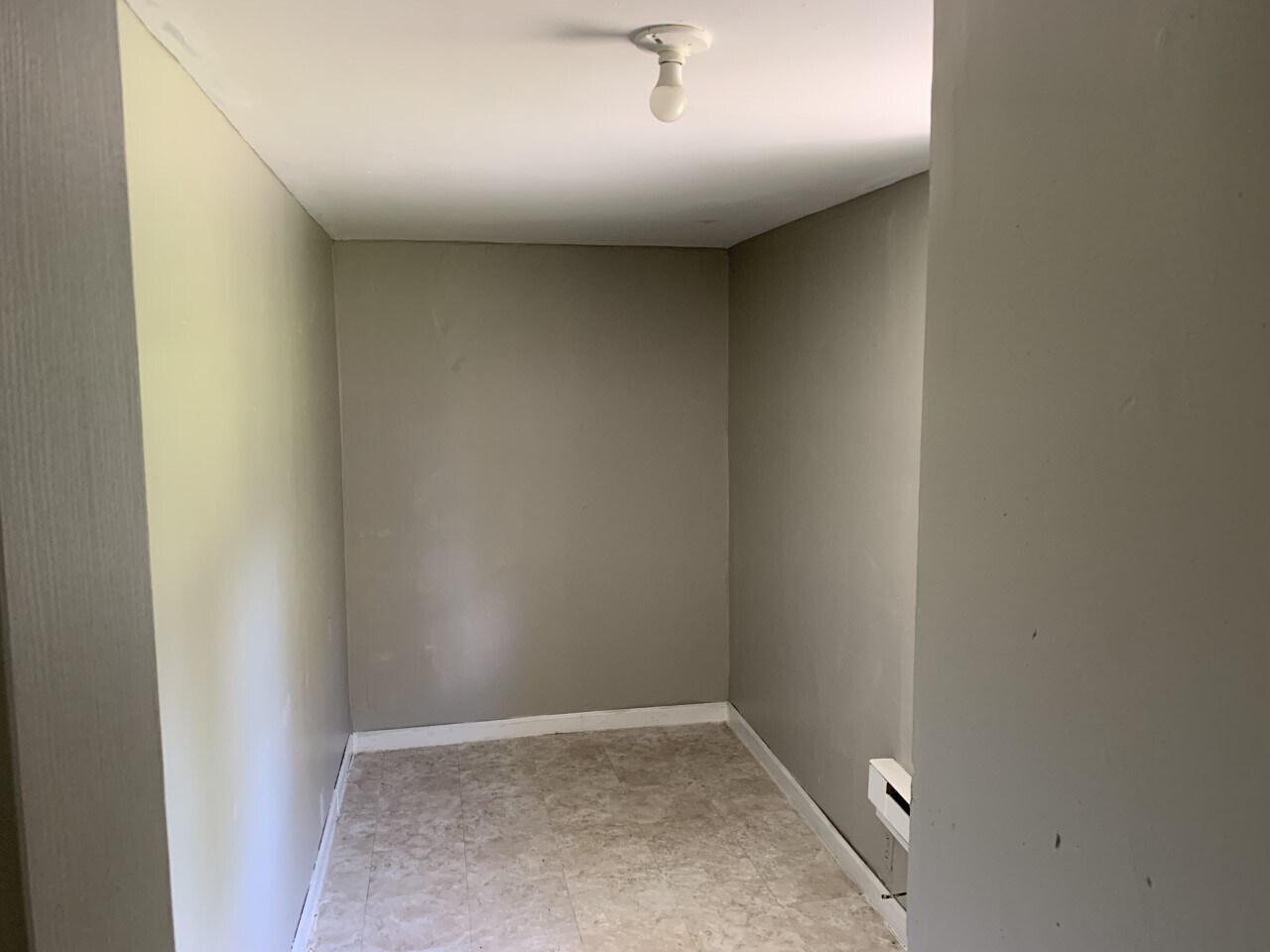 Bedroom 3 - 3406 S Overman Ave