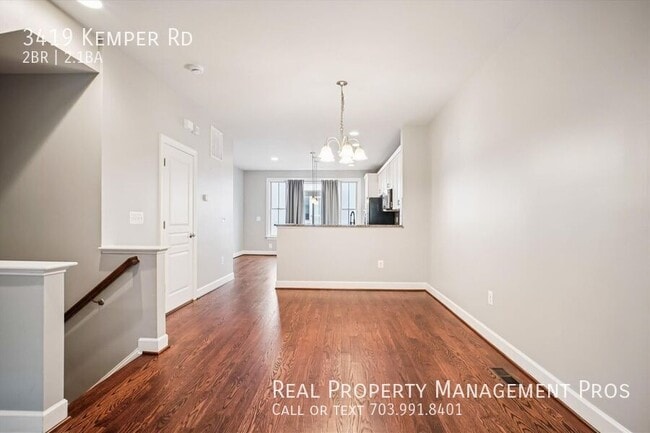 Building Photo - 3419 S Kemper Rd