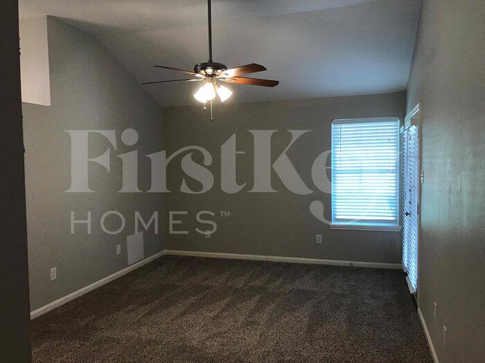 Building Photo - 4706 Whispering Falls Dr