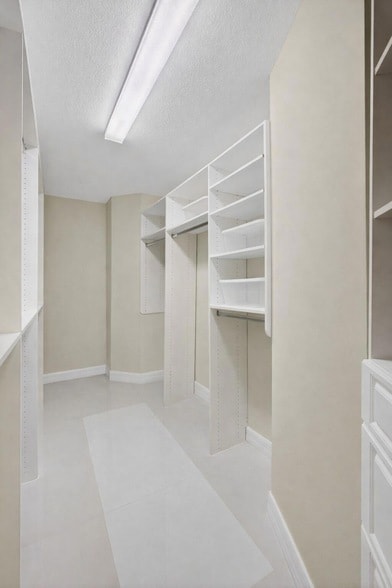 Building Photo - 3000 N Ocean Dr