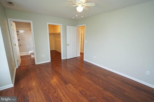 Building Photo - 1331 Aspen Dr