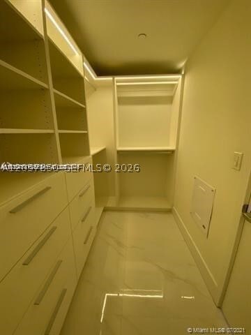 Building Photo - 16385 Biscayne Blvd