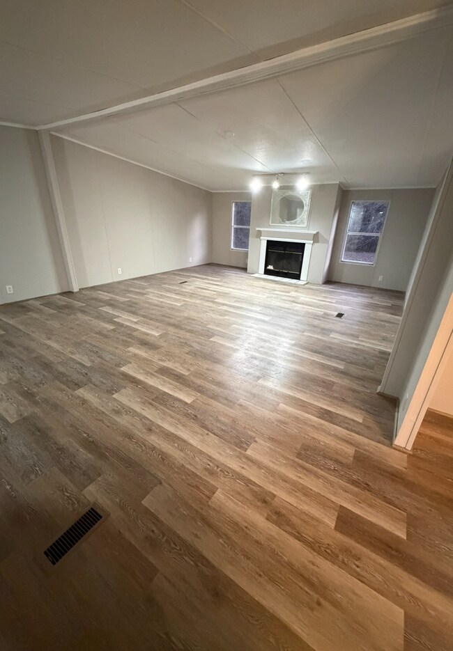 Building Photo - 1542 Jerusalem Rd