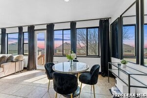 Building Photo - 1346 Nicholas Manor