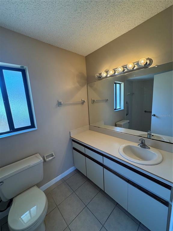 Building Photo - 50 Lake Forest Pl