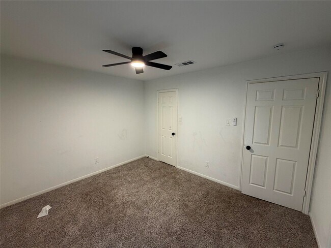 Building Photo - 2644 Hadley Cir