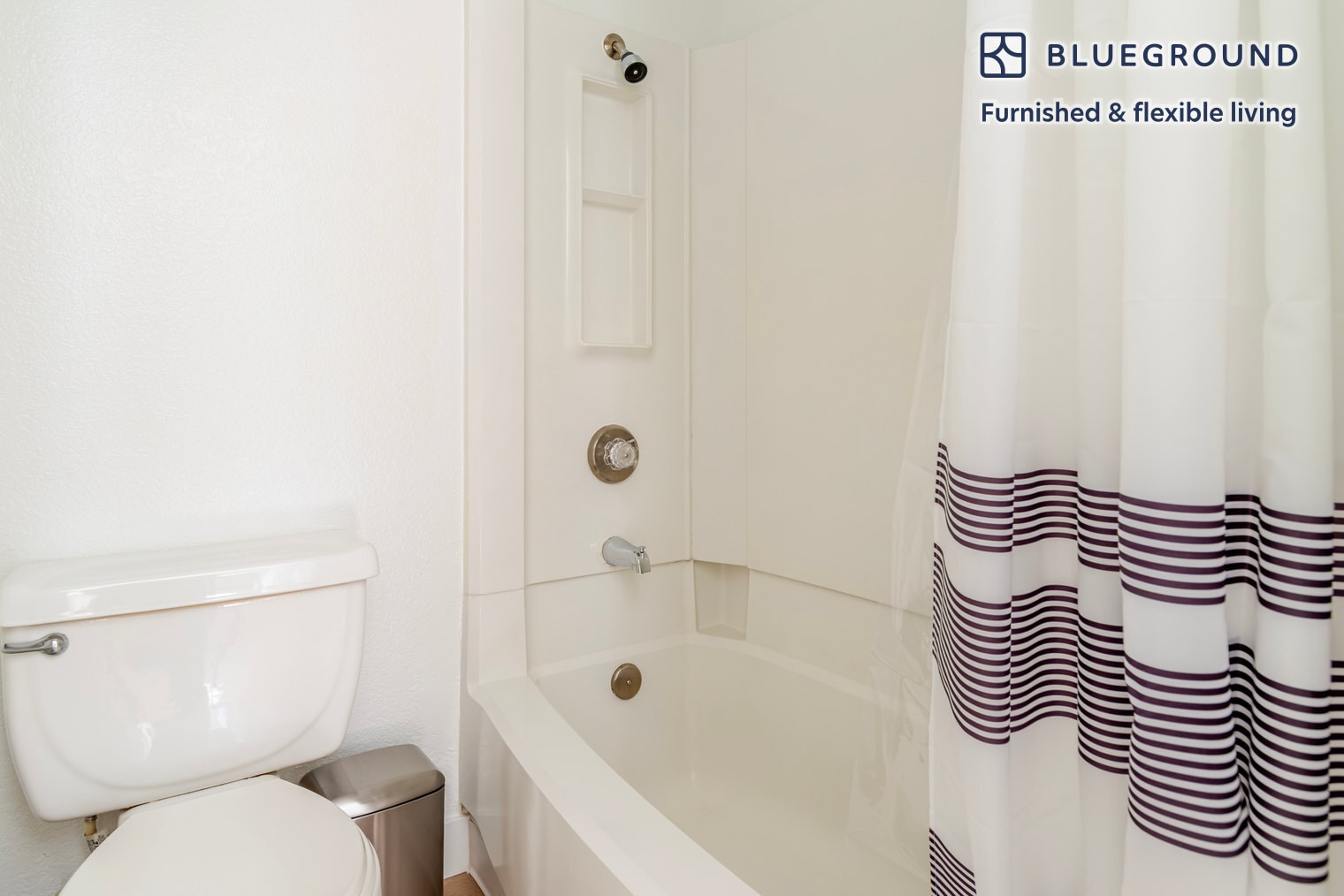 Building Photo - 1600 Villa St