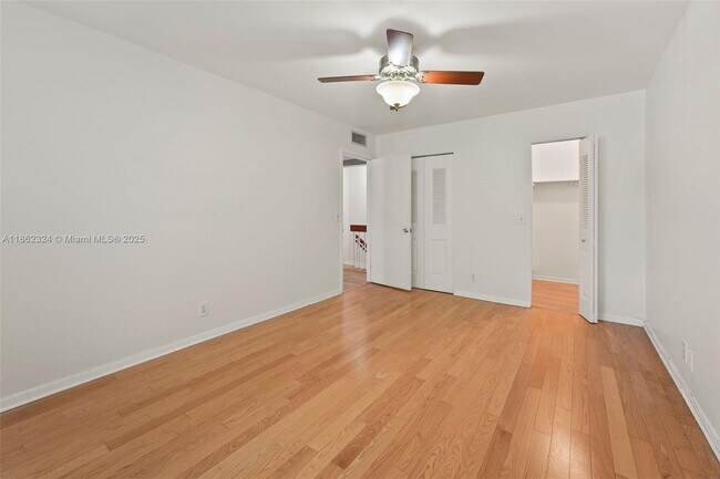 Building Photo - 7911 Camino Cir