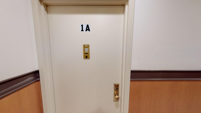 Building Photo - 67-13 Austin Street