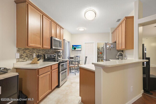 Building Photo - 6117 Indigo Crossing Dr