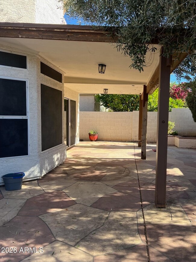 Building Photo - 261 W Verano Pl