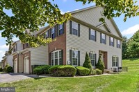 Building Photo - 347 Elizabeth Dr