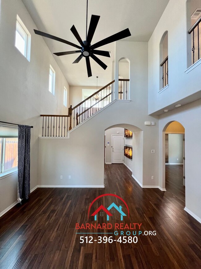 Building Photo - Available May 24: Stunning Model Home in B...