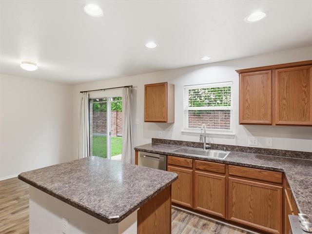 Building Photo - 1356 N Cozumel St