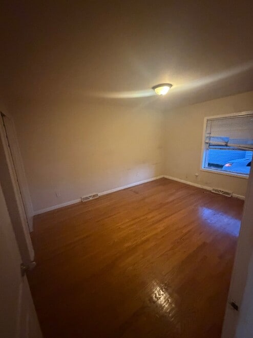 Building Photo - 65 Titus Ave