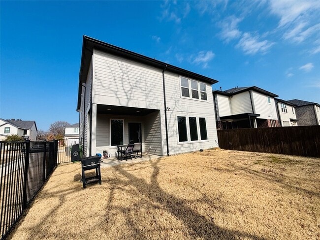 Building Photo - 4508 Hogan's Alley Dr