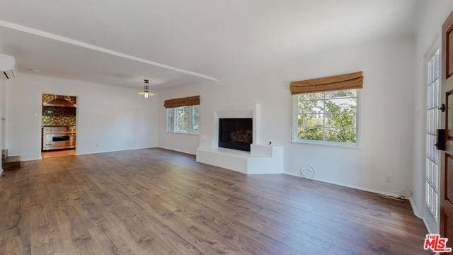 Building Photo - 9000 Elevado Ave