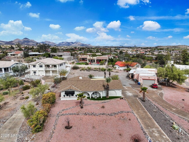 Building Photo - 17218 E Parlin Dr