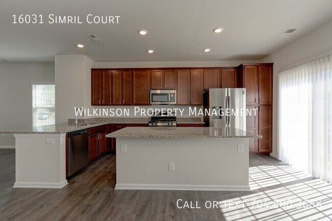 Building Photo - 16031 Simril Ct