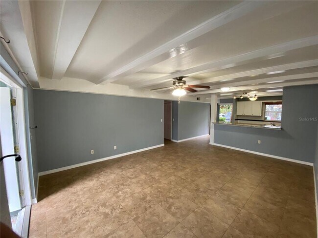 Building Photo - 14419 Americana Cir