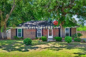 Building Photo - 3 bedroom 2 bathroom home in Richmond Hill GA
