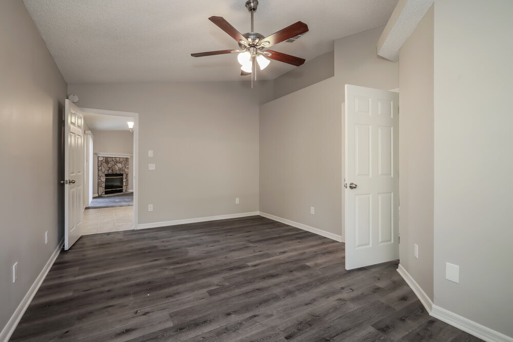 Building Photo - 9099 Rockpond Meadows Dr