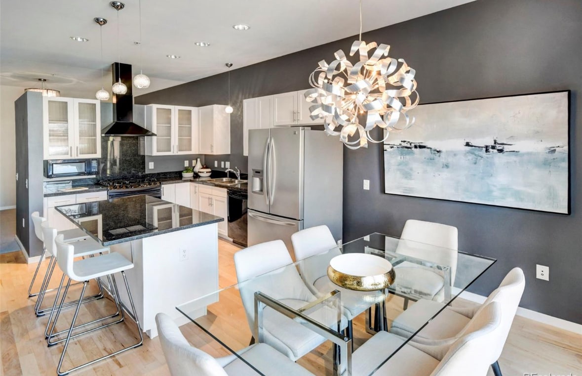 Building Photo - 1438 Little Raven St