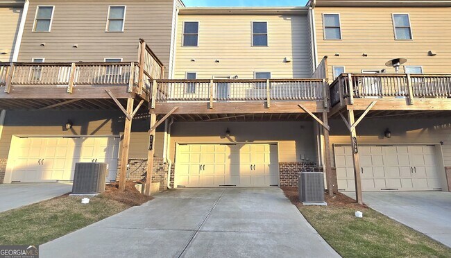 Building Photo - 3608 Hidden Valley Cir