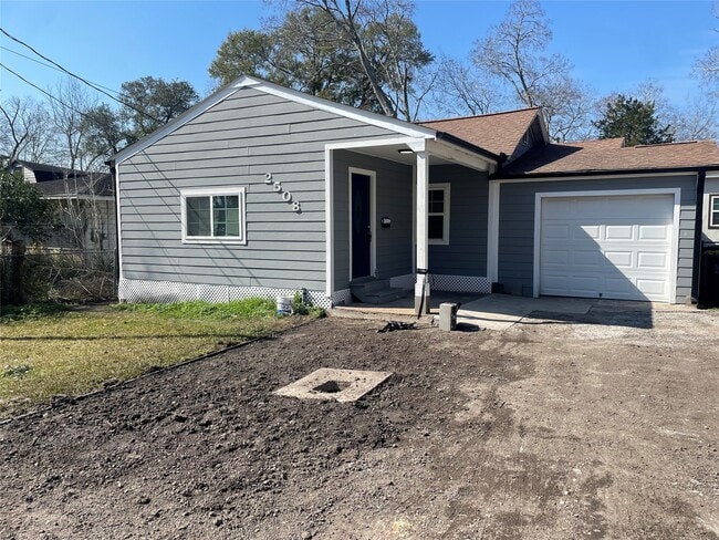 Building Photo - 2508 S Texas Ave