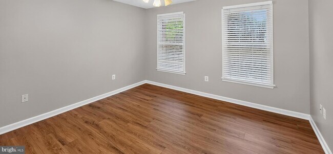 Building Photo - 6933 Sandy Creek Ct