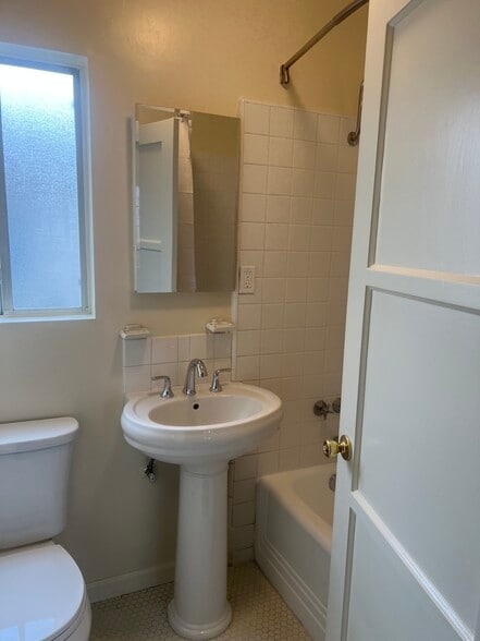 Bathroom - 519 S 7th St