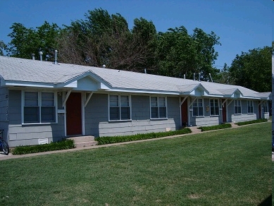 Maple 400 - Maple 500 Apartments