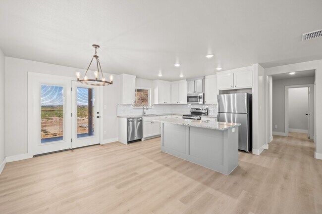 Building Photo - Country Living In Slaton ISD!