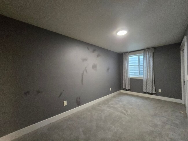 Building Photo - 4 bed 2 bath home in Josephine Crossing