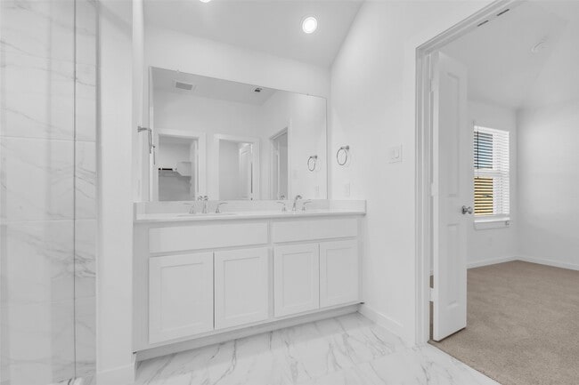 Building Photo - 27007 Golden Isle Ln