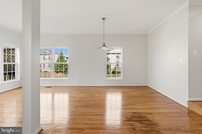Building Photo - 45805 Marlane Terrace