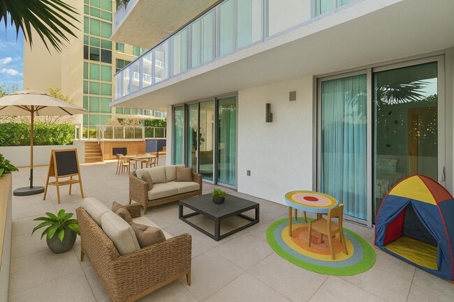 Building Photo - 300 Sunny Isles Blvd