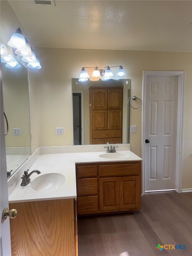 Building Photo - 2311 Old FM 440 Rd