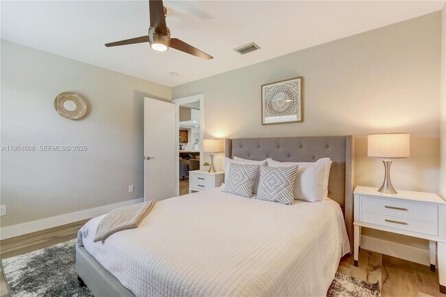 Building Photo - 1130 NW 78th Terrace