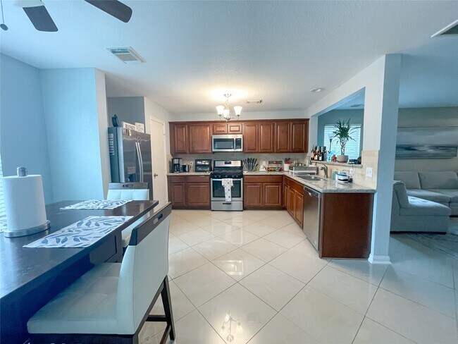 Building Photo - 2642 Skyview Ridge Ct