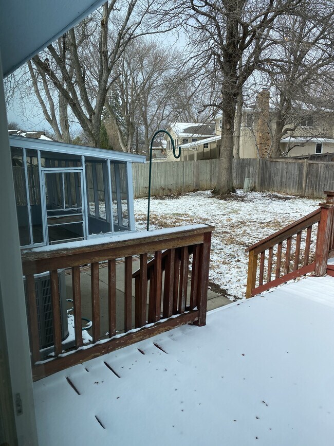 Building Photo - 14706 Harvey Oaks Ave