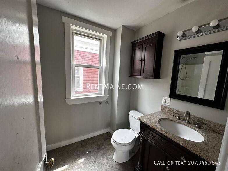 Building Photo - 63-65 Union St.