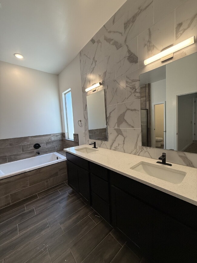 Building Photo - 13389 Carterton Ave