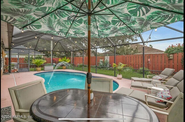 Building Photo - Beautiful 3/2 in Desirable John's Creek
