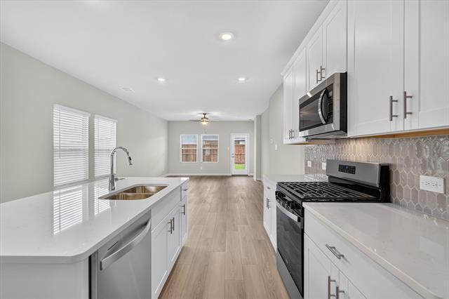 Building Photo - 3048 Belton Dr
